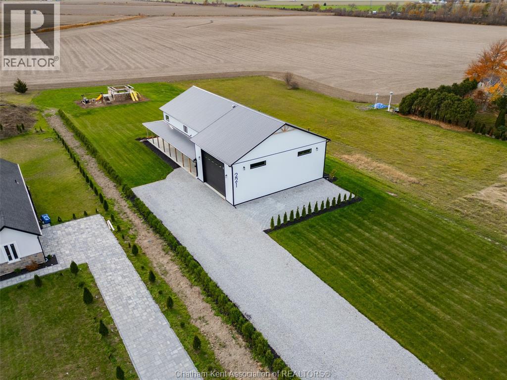 IronField build — The IronField Build — Merlin, Ontario